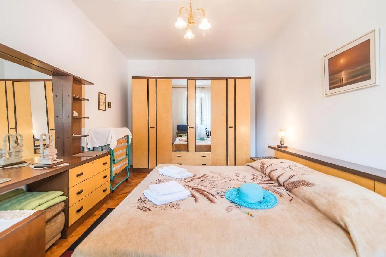 Room Sandra Rabac Horvátország
